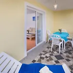 1 Bedroom Beautiful Apartment In Porec